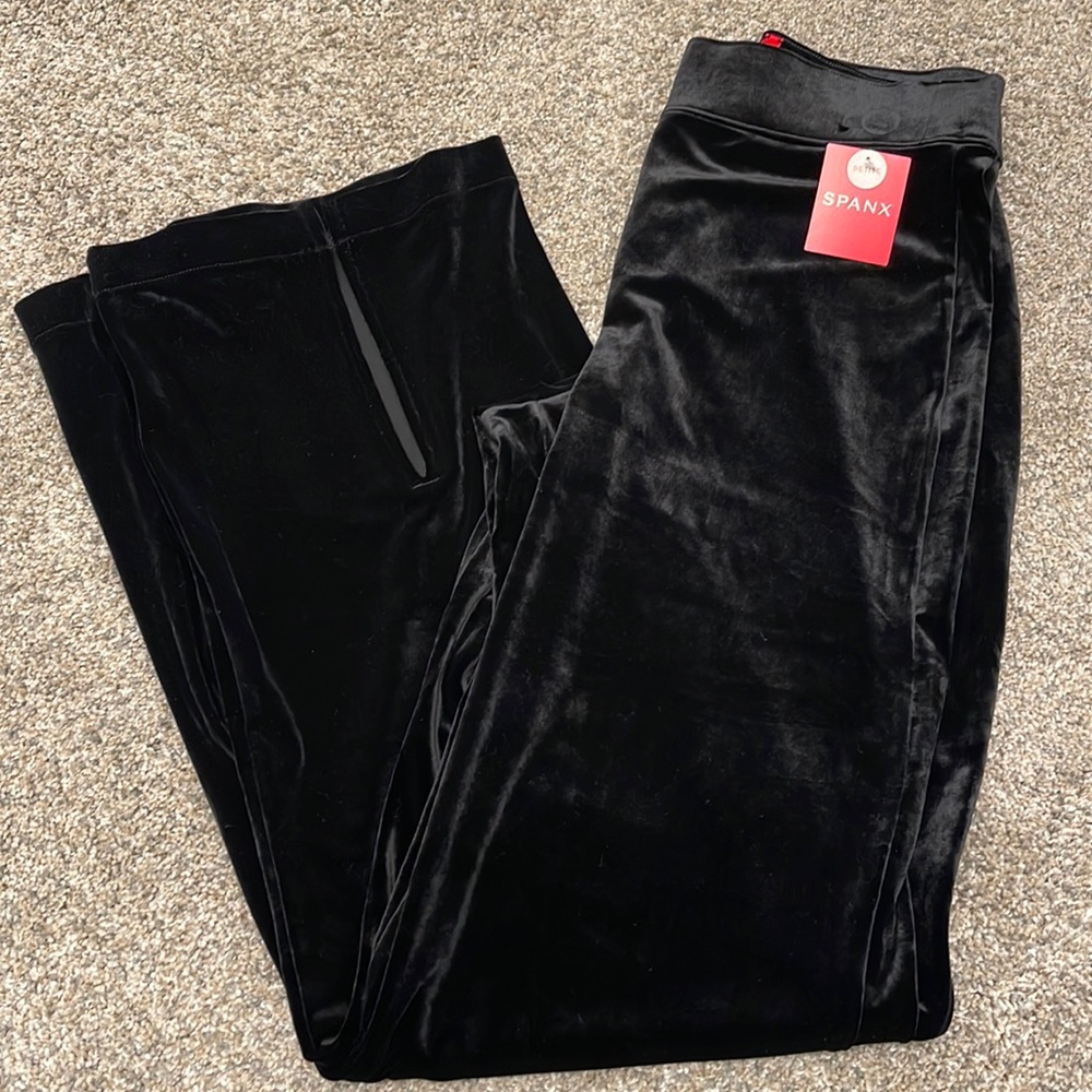 Spanx velvet front slit pant Size small petite NWT